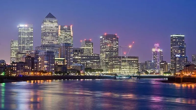 Apartment Peaceful 1Br Near Canary Warf, 2Min Thames River London