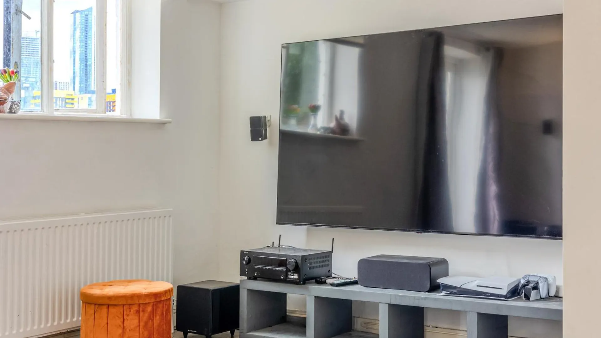 Peaceful 1Br Near Canary Warf, 2Min Thames River London